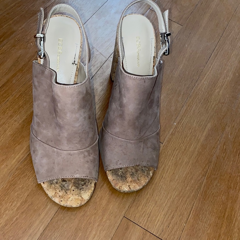 Bcbgeneration totally taupe bootie